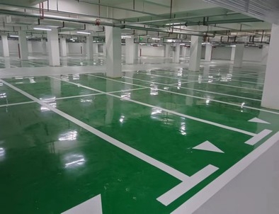 乌海乌海小区停车场标线